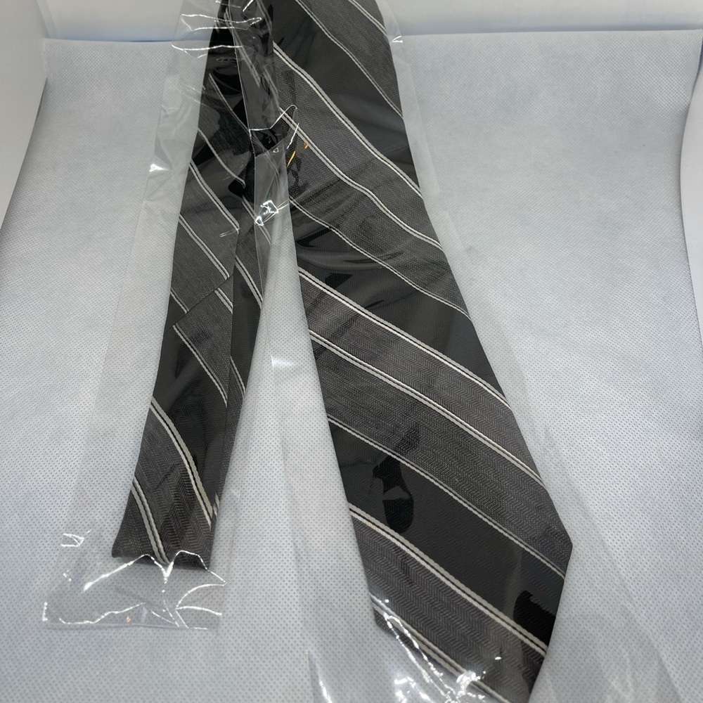 Ketch Designer Necktie - Picture 1 of 5